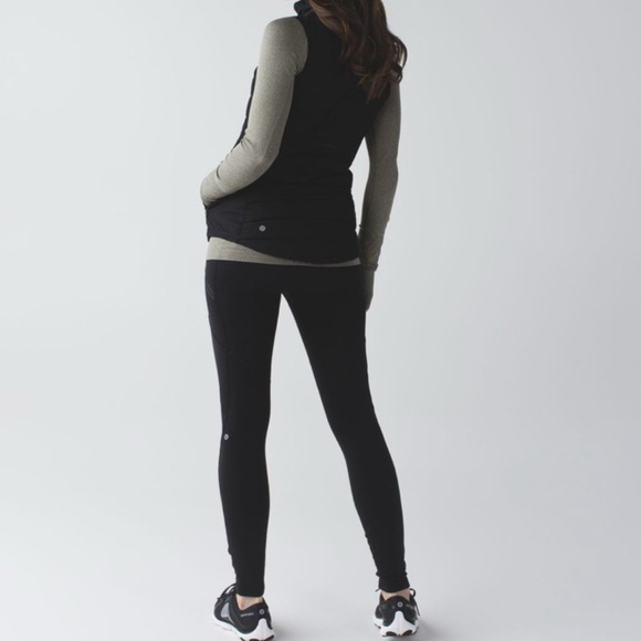 Lululemon Fluffed Up Vest - Picture 4 of 9